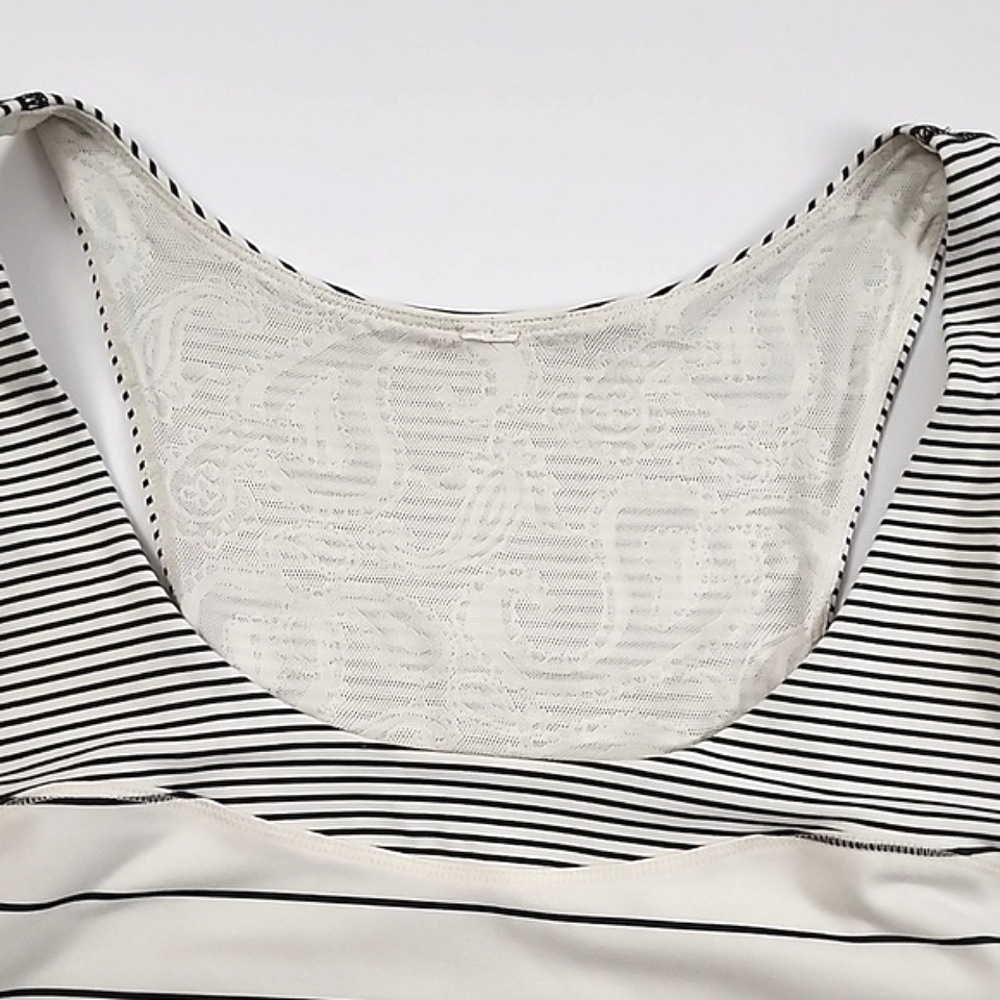 Lululemon Women's Racerback White Black Pin Striped Tank Top Stretch Size 6/8 - Picture 5 of 12